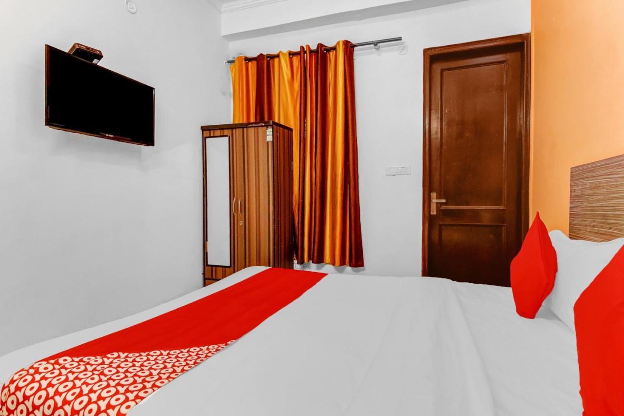 Hotel O Orlov โนอิดา ภายนอก รูปภาพ