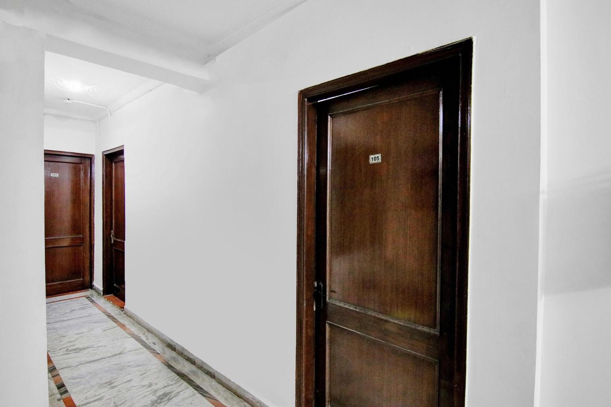 Hotel O Orlov โนอิดา ภายนอก รูปภาพ