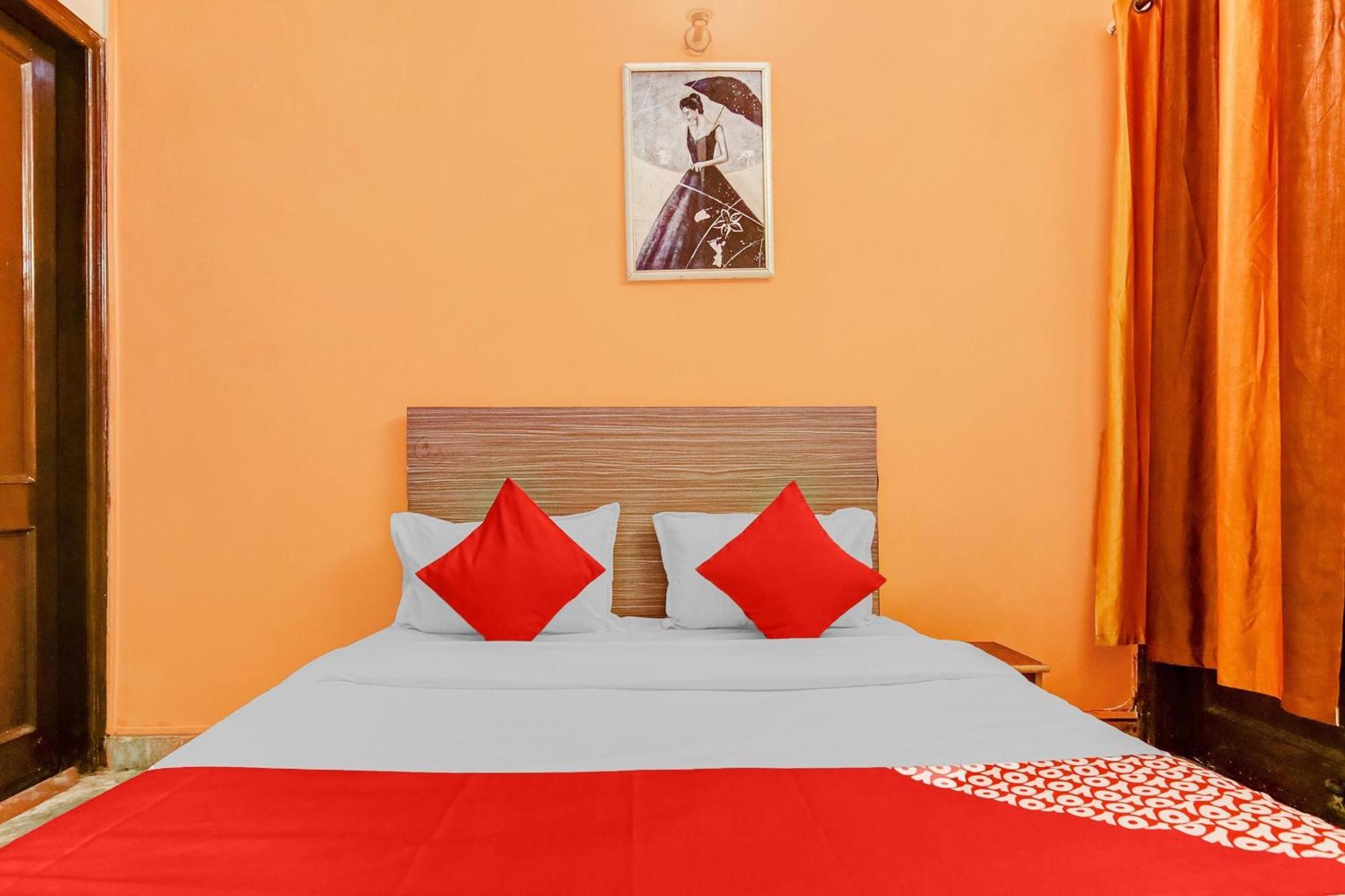 Hotel O Orlov โนอิดา ภายนอก รูปภาพ