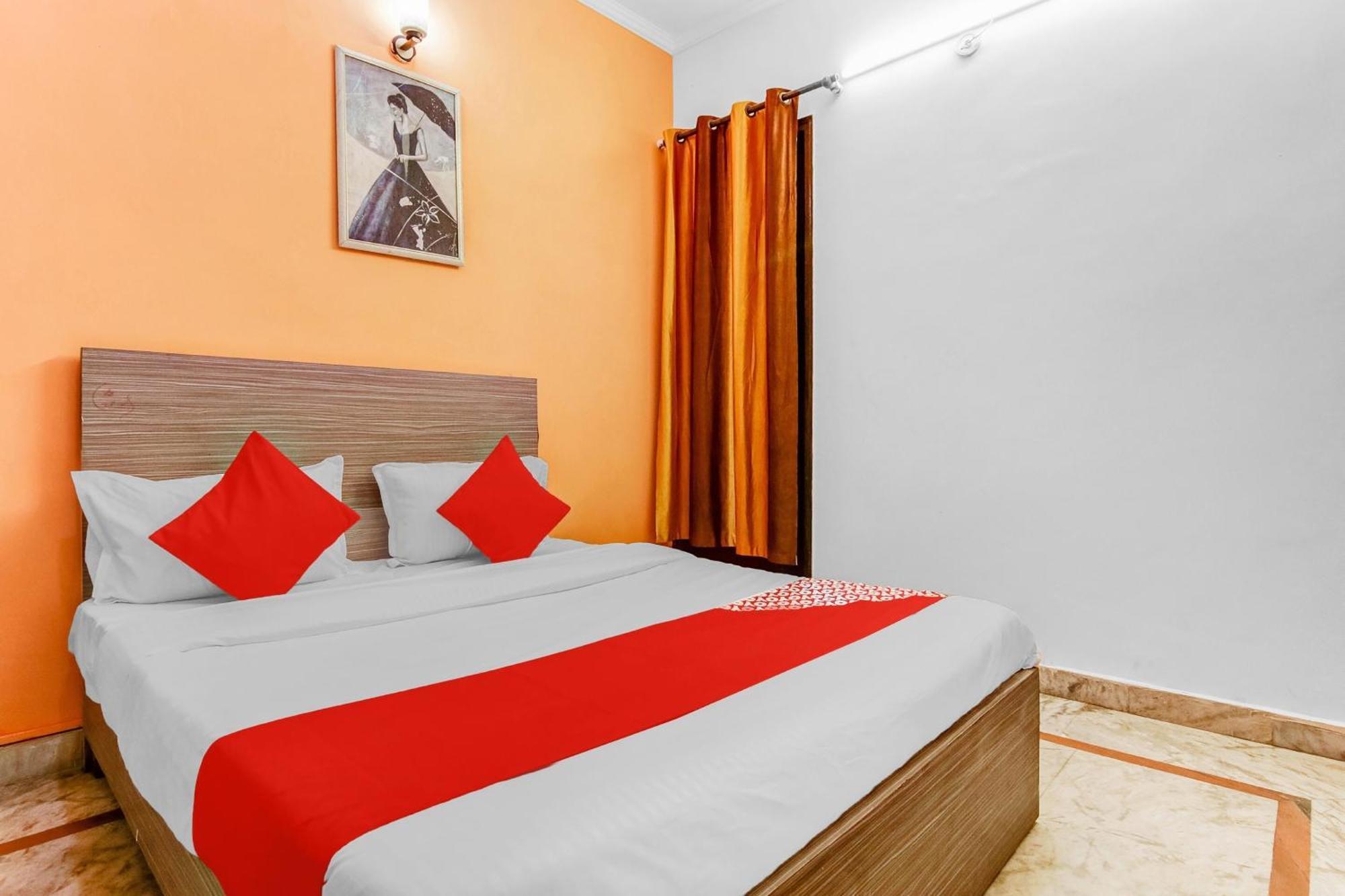 Hotel O Orlov โนอิดา ภายนอก รูปภาพ